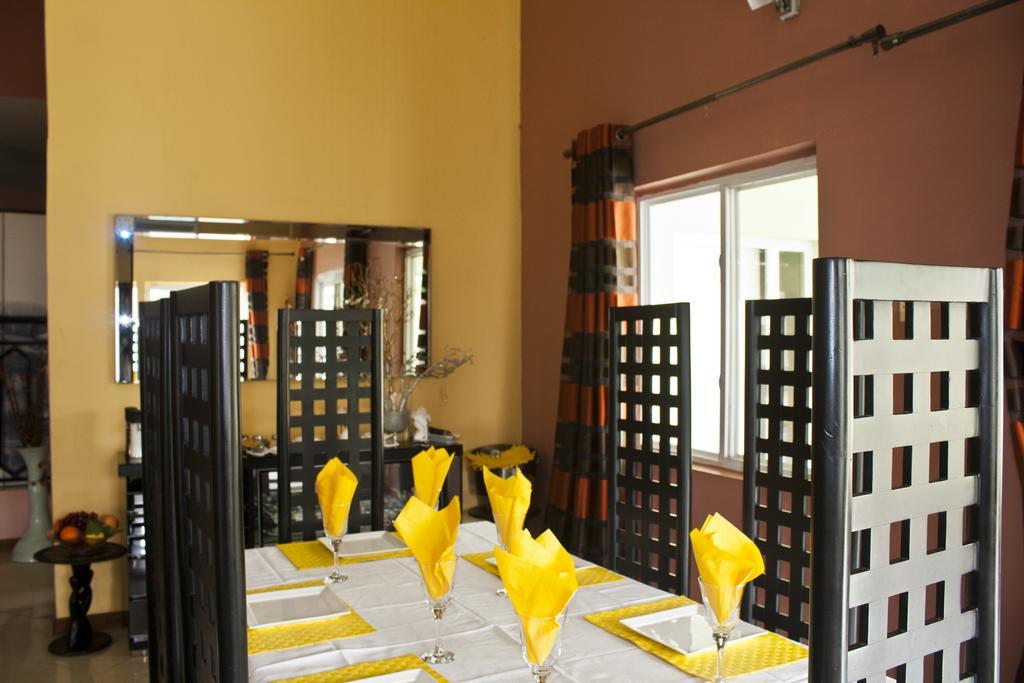 Quest Lodge Spintex Buitenkant foto