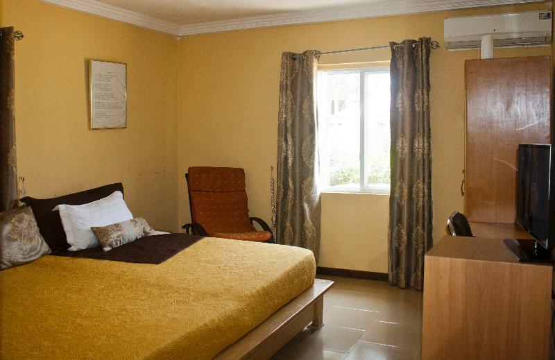 Quest Lodge Spintex Buitenkant foto