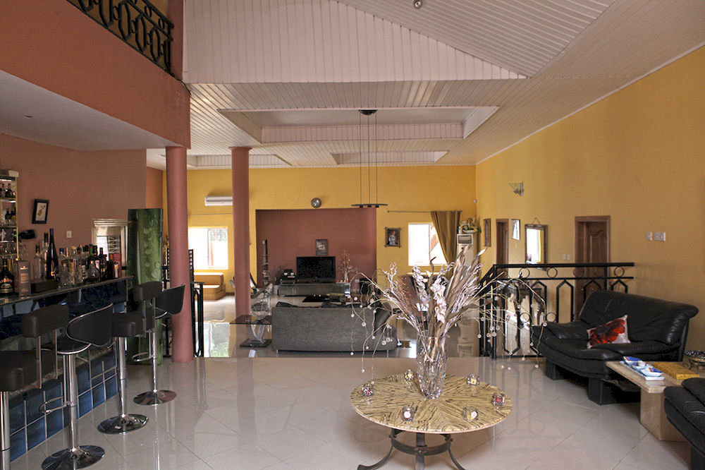Quest Lodge Spintex Buitenkant foto