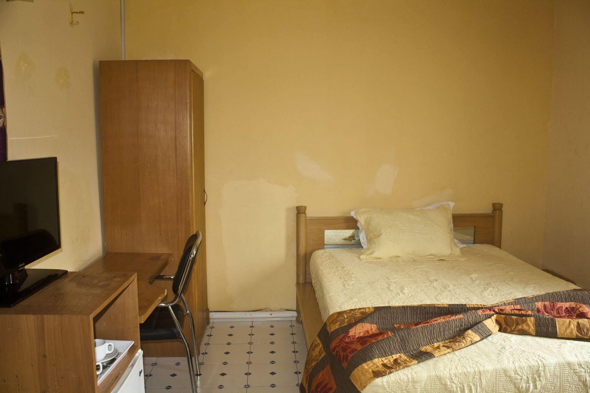 Quest Lodge Spintex Buitenkant foto